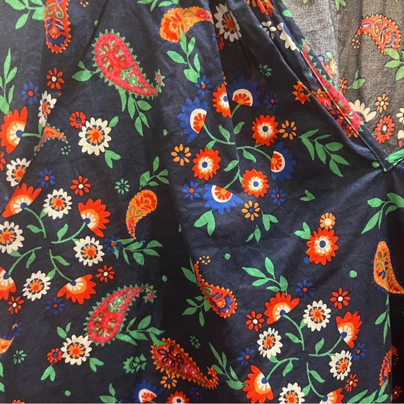 Croft & Barrow Navy Blue and Red Colorful Paisley print top size XLP - Picture 3 of 9